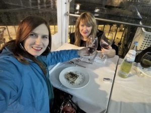Dia de Amigos, Dia de Amigas
