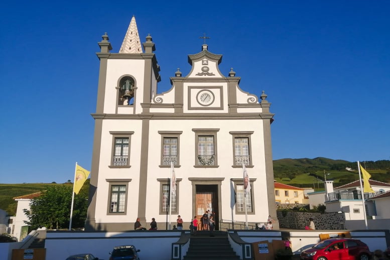 Serreta, Nossa Senhora dos Milagres, kościół, tradycja, pielgrzymka, pilgrimage